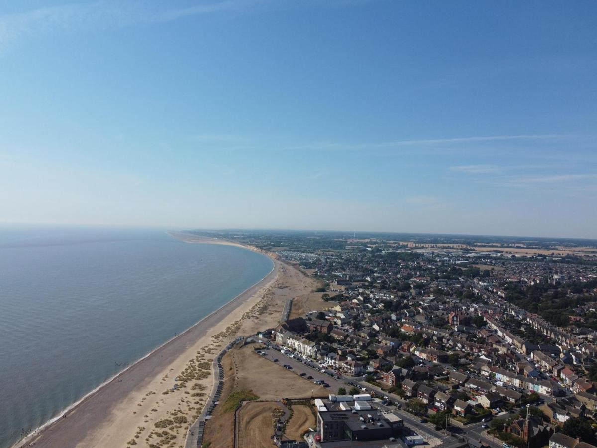 Stunning 6 Berth Lodge With Full Sea Views In Suffolk Ref 68007Cr Lowestoft Exterior foto