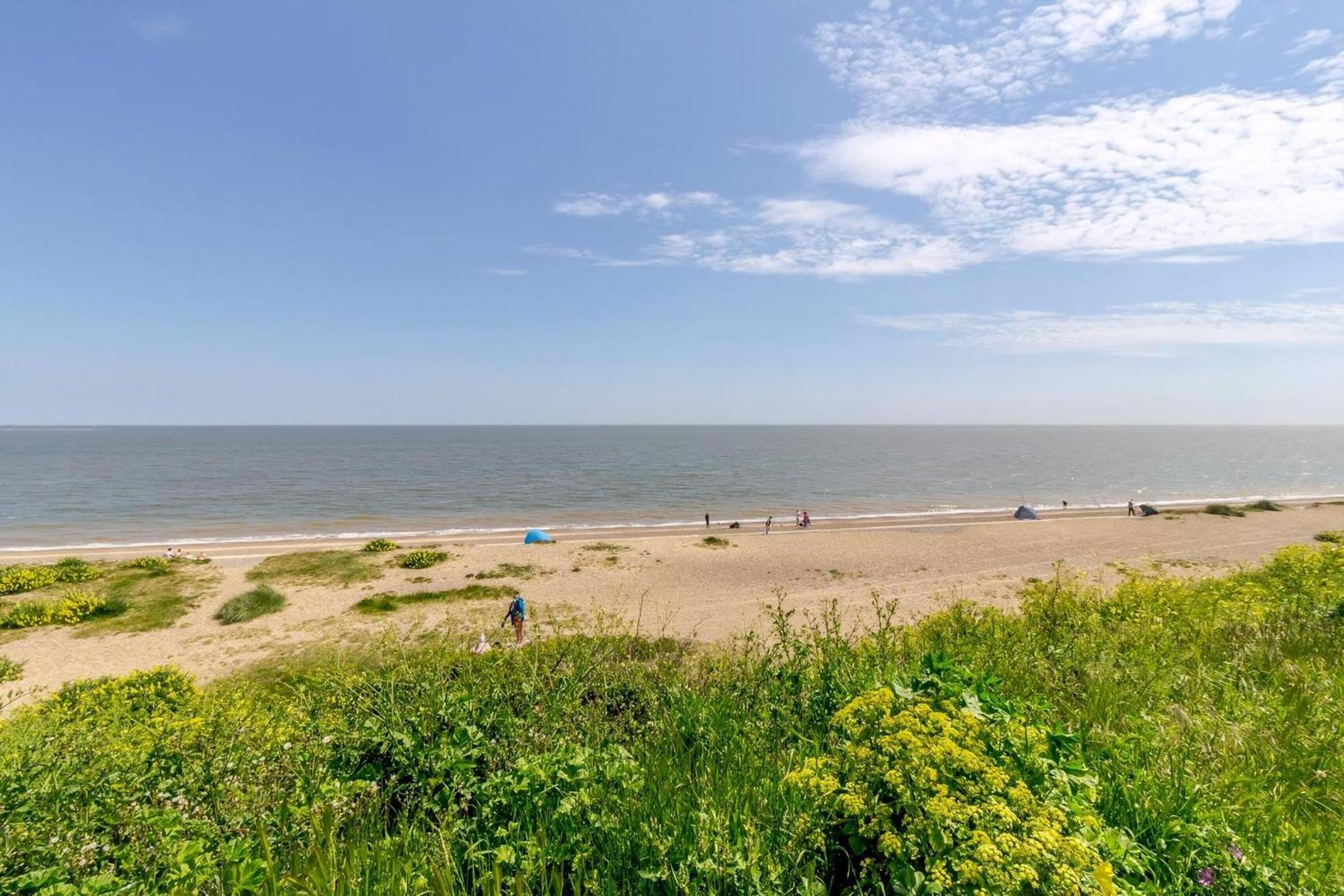 Stunning 6 Berth Lodge With Full Sea Views In Suffolk Ref 68007Cr Lowestoft Exterior foto