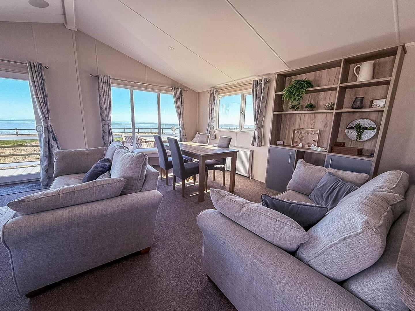 Stunning 6 Berth Lodge With Full Sea Views In Suffolk Ref 68007Cr Lowestoft Exterior foto